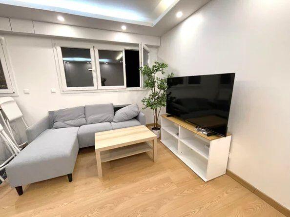 Location                                                      Appartement
                        
                     3 pièces                      54 m2                     à Courbevoie