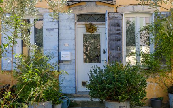 Maison à vendre    6 pièces •  Pierrerue