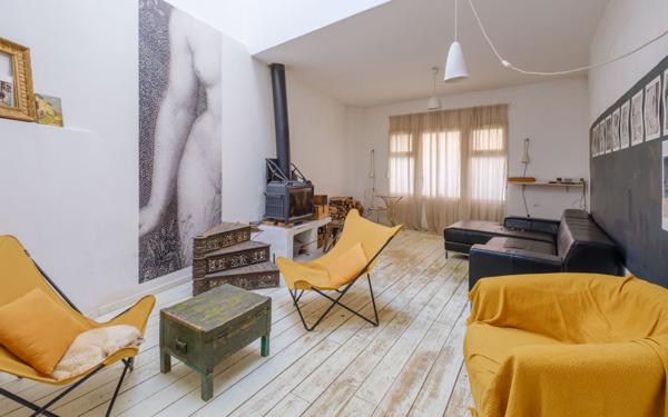 Maison à vendre    6 pièces •  Pierrerue