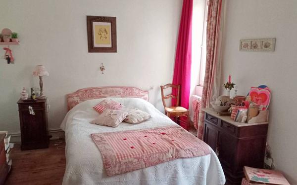 Maison à vendre    3 pièces •  Angoulême