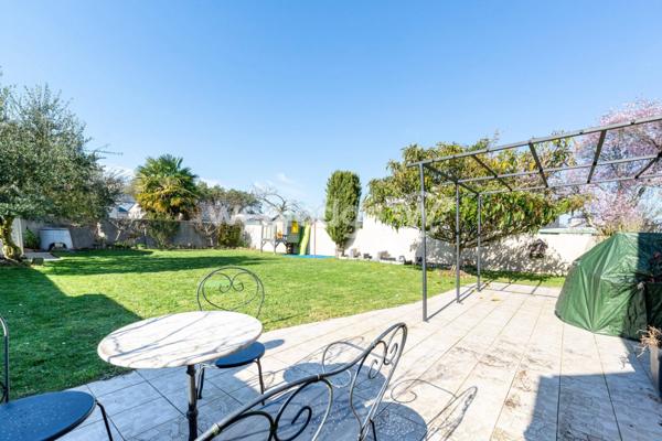 Maison à vendre 5 pièces de 125 m² à Mauves-sur-Loire