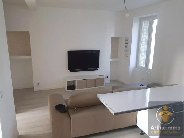 Vente                                                      Appartement
                        
                     3 pièces                                         à Brou-sur-Chantereine