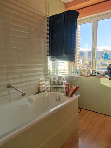 Maison 8 pièces 198 m2