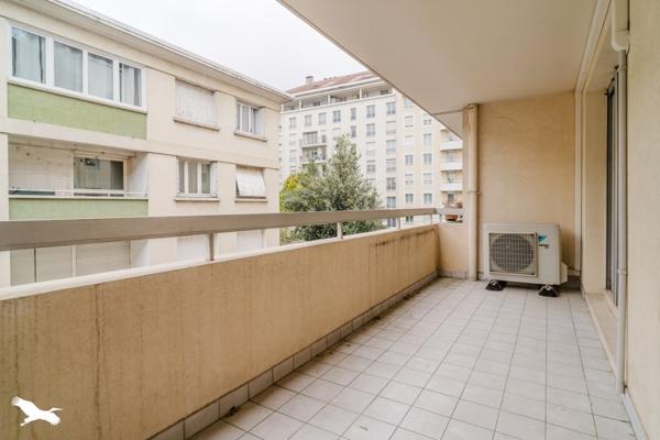 Appartement à vendre |  Villeurbanne |  4 pièces | 80 m²