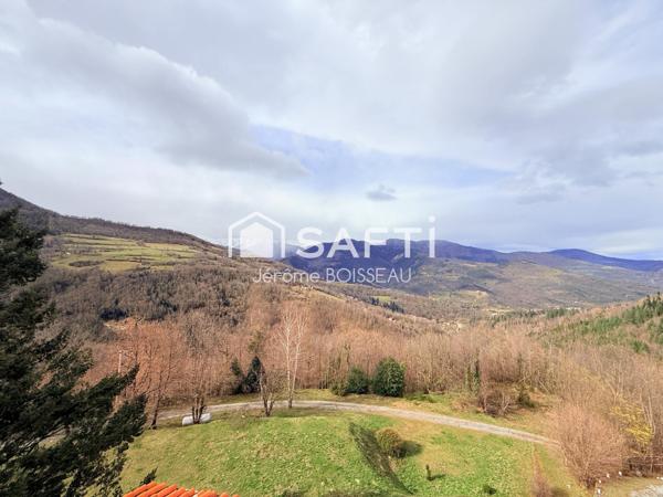 Mas d'exception de 495 m2 , 75 hectares de nature et charme absolu