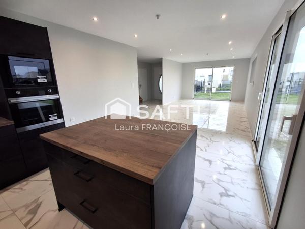 Maison de 121 m2  4 chambres