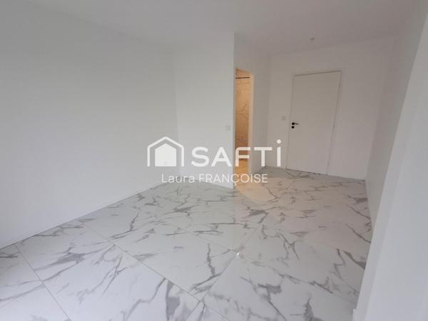 Maison de 121 m2  4 chambres