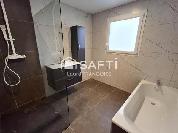 Maison de 121 m2  4 chambres