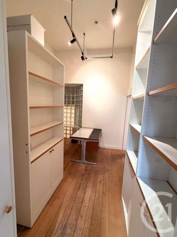 Appartement Autre à vendre  3 pièces - 72 m 2   PARIS  - 75007