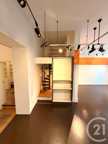 Appartement Autre à vendre  3 pièces - 72 m 2   PARIS  - 75007