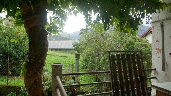FAVERGES. MAISON DE VILLAGE A REHABILITER AVEC JARDIN