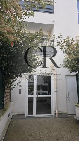 Appartement à 93190 (93190)