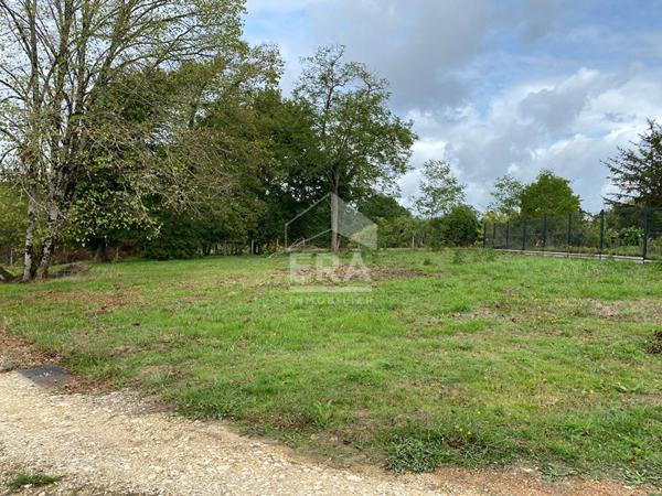 A Vendre terrain constructible proche Hôpital à TRELISSAC (24000)