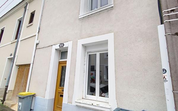 Maison à vendre    4 pièces •  Tours