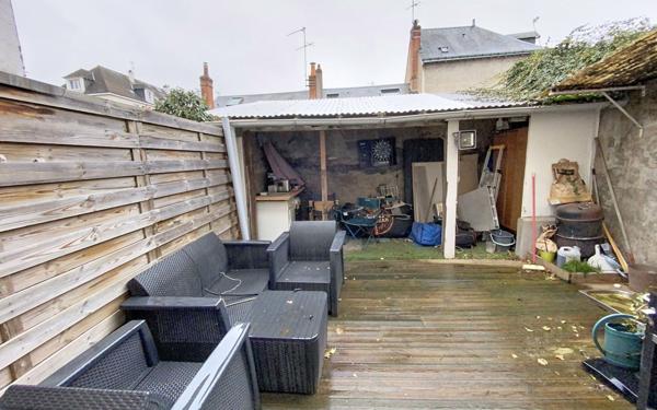 Maison à vendre    4 pièces •  Tours