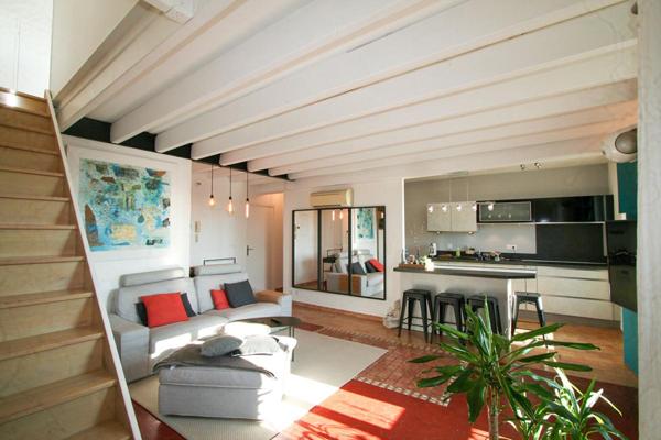 MANOSQUE centre, luminosité et charme intemporel pour ce DUPLEX de 73 m² avec de beaux volumes