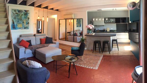 MANOSQUE centre, luminosité et charme intemporel pour ce DUPLEX de 73 m² avec de beaux volumes