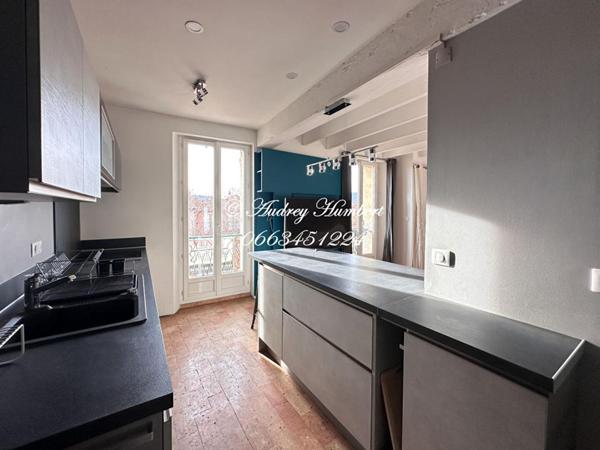 MANOSQUE centre, luminosité et charme intemporel pour ce DUPLEX de 73 m² avec de beaux volumes