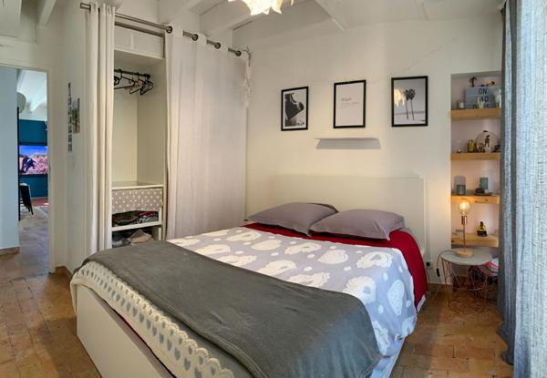 MANOSQUE centre, luminosité et charme intemporel pour ce DUPLEX de 73 m² avec de beaux volumes