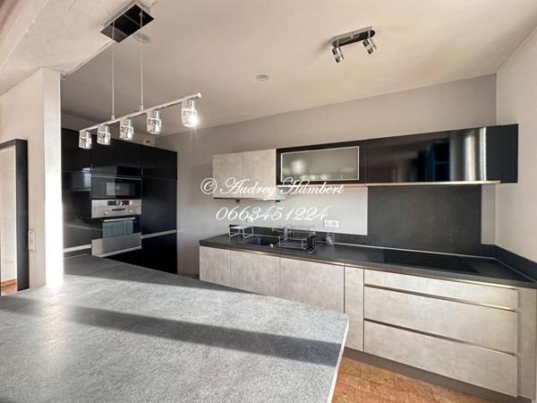 MANOSQUE centre, luminosité et charme intemporel pour ce DUPLEX de 73 m² avec de beaux volumes