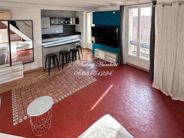 MANOSQUE centre, luminosité et charme intemporel pour ce DUPLEX de 73 m² avec de beaux volumes