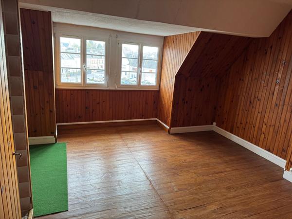 Appartement en triplex centre Trévières