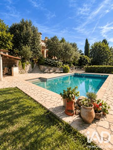 Maison à vendre 6 pièces 161 m² Vence