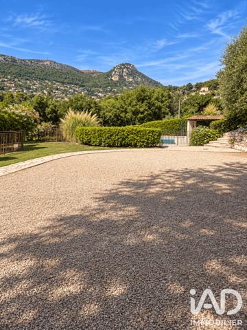 Maison à vendre 6 pièces 161 m² Vence