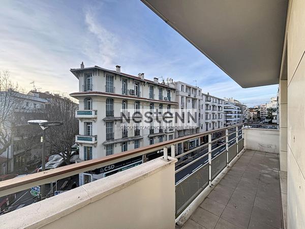 Spacieux 2 pièces de 59,25 m² en plein centre d'Antibes