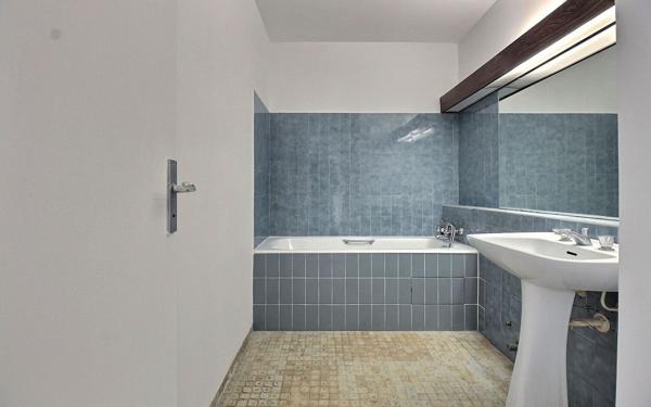 Appartement à vendre    2 pièces • 51,97 m2 Paris 15