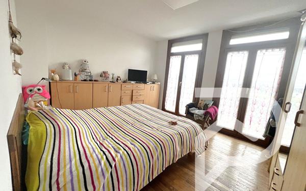 Maison à vendre    5 pièces •  Persan