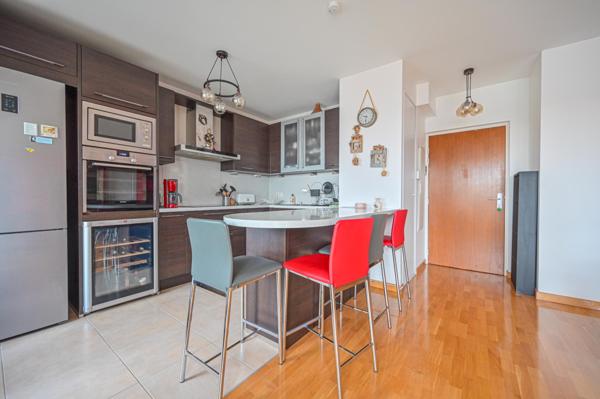 Appartement à vendre sur Alfortville  5 pièces avec 4 chambres  Quartier des fleurs