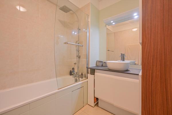 Appartement à vendre sur Alfortville  5 pièces avec 4 chambres  Quartier des fleurs