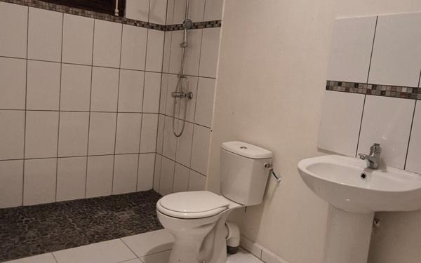 Maison à louer    3 pièces •  Sainte-Rose