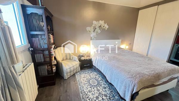 SUPERBE TRIPLEX 4P ENTIREMENT RENOVE