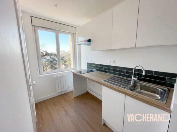 243 RUE DU LONG-POT