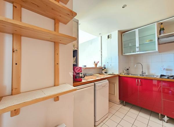 VIEUX-PUTEAUX: Appartement de 2 pièces de 43m² e n Carrez et 51m² au sol avec cave