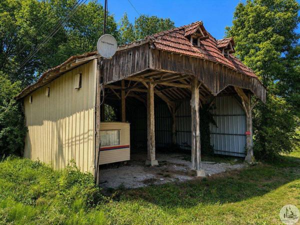 Grange à rénover avec dépendance