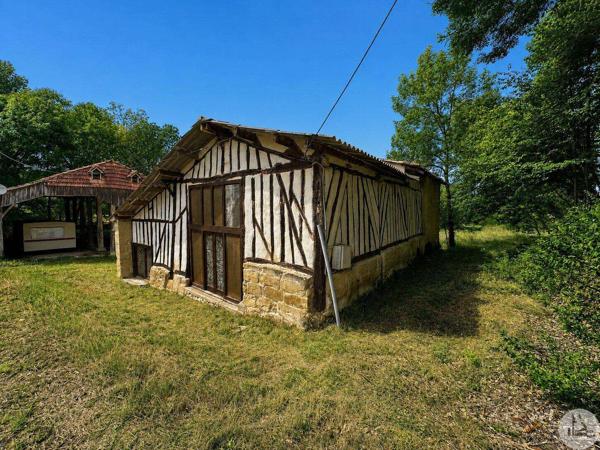 Grange à rénover avec dépendance