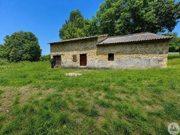 Grange à rénover avec dépendance