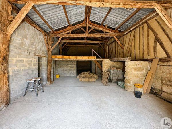 Grange à rénover avec dépendance