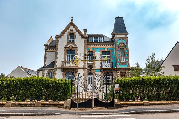 HOTEL PARTICULIER (+ Deux studios indépendants)