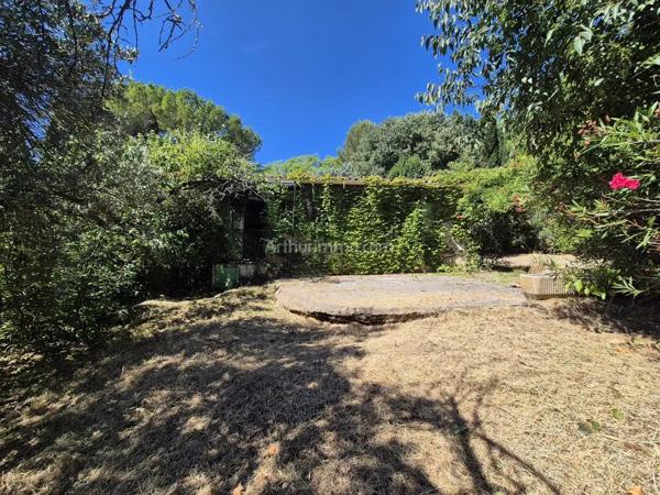 Vente                                                      Villa
                        
                     7 pièces                      200 m2                     à Draguignan