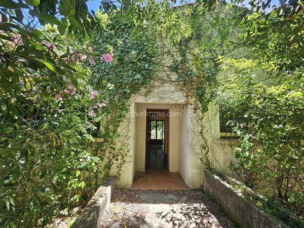 Vente                                                      Villa
                        
                     7 pièces                      200 m2                     à Draguignan