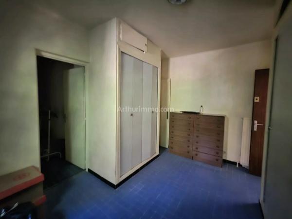 Vente                                                      Villa
                        
                     7 pièces                      200 m2                     à Draguignan