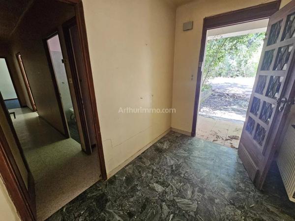 Vente                                                      Villa
                        
                     7 pièces                      200 m2                     à Draguignan