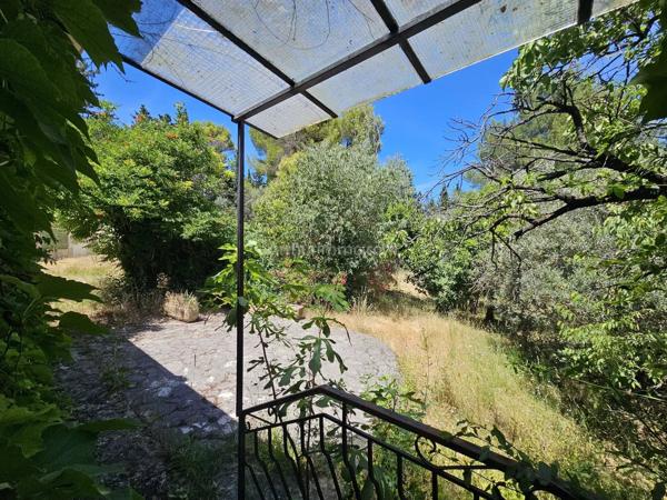 Vente                                                      Villa
                        
                     7 pièces                      200 m2                     à Draguignan