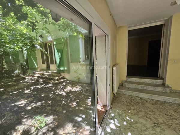 Vente                                                      Villa
                        
                     7 pièces                      200 m2                     à Draguignan