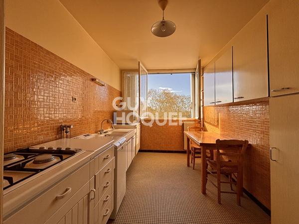 MAIRIE DE SAINT-OUEN - 2 PIÈCES - 50M² - BALCON - PARKING