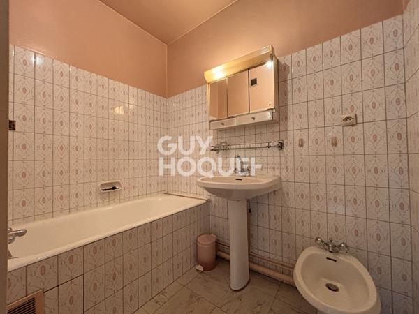 MAIRIE DE SAINT-OUEN - 2 PIÈCES - 50M² - BALCON - PARKING